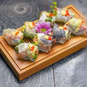 A3. Soft Shell Crab Salad Roll /软壳蟹沙拉卷  8pcs