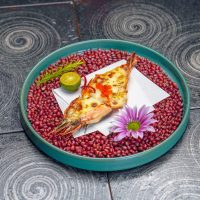 Y6.Grilled Tiger Prawn (Salt or Cheese) – 1 pcs碳烤黑虎虾（盐烤/芝士焗  )