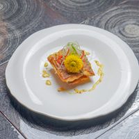 T8. Teppan Hairtail Fish铁板带鱼